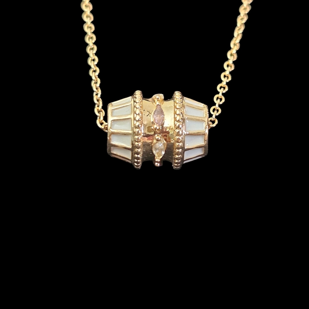NWT - 18k Gold and White Shell Inlay Prayer Talisman Pendant Necklace